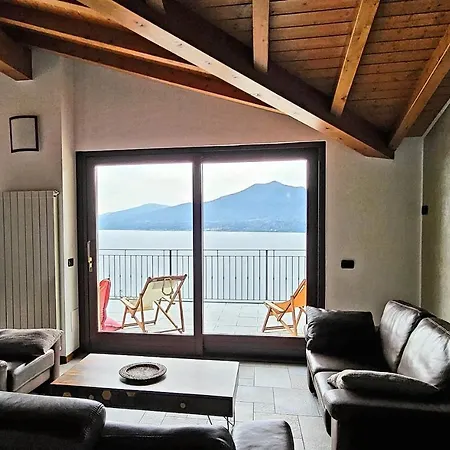 Bella Vista Maggiore Apartment Ghiffa