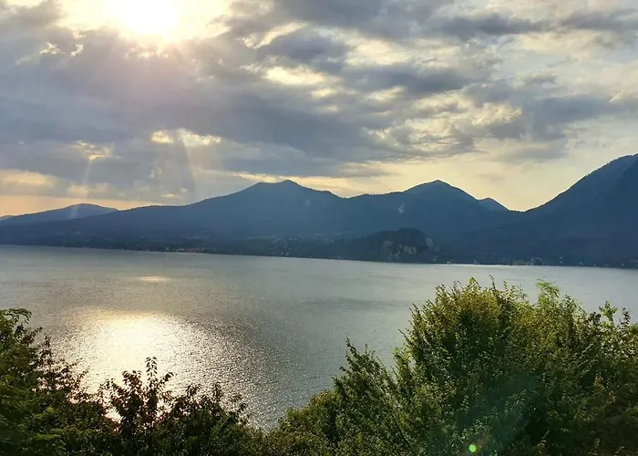 Bella Vista Maggiore Einzigartiger Blick 365 Tagen Lägenhet