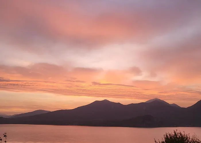 Bella Vista Maggiore Einzigartiger Blick 365 Tagen Apartamento Ghiffa